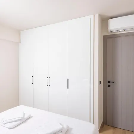 Elios - 100m To Beach, Heated Pool *