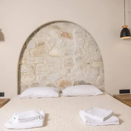 Elios - 100m To Beach, Heated Pool *