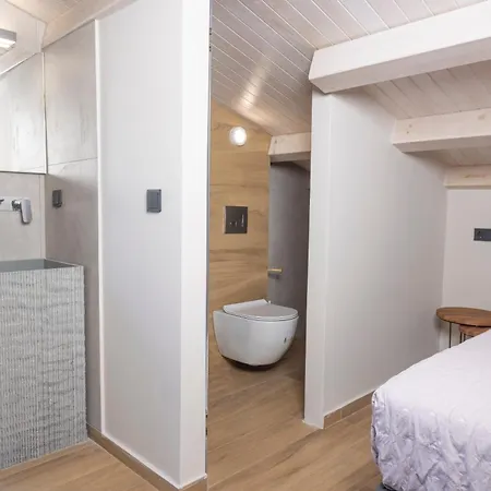 Elios - 100m To Beach, Private Pool Villa