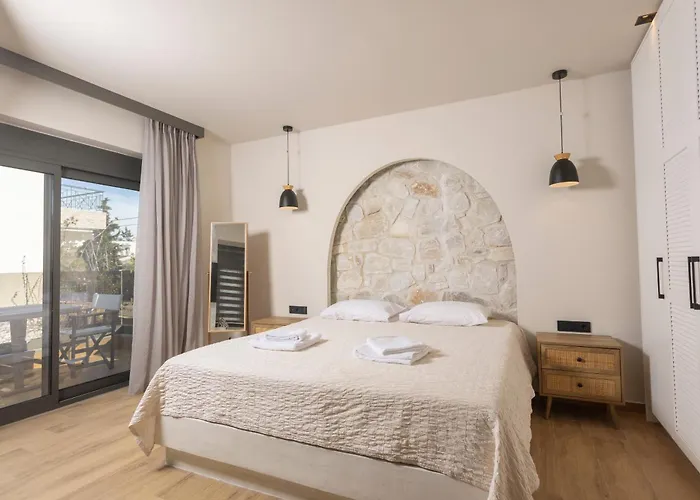 Villa Elios - 100m To Beach, Private Pool Hanioti