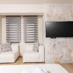 Elios - 100m To Beach, Heated Pool *