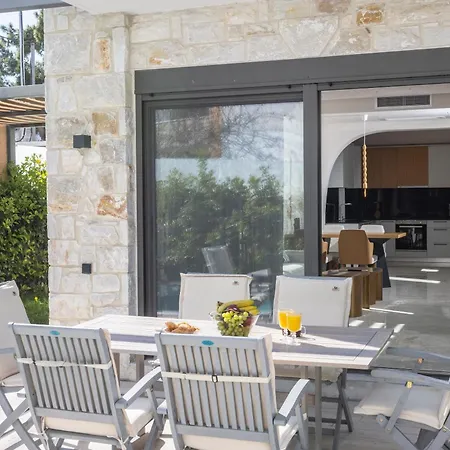 Elios - 100m To Beach, Private Pool Chaniotis