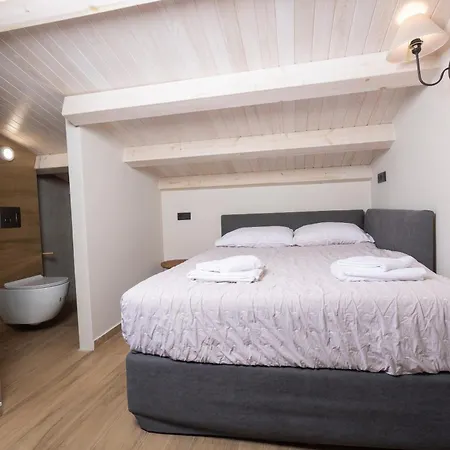 Elios - 100m To Beach, Private Pool Villa *