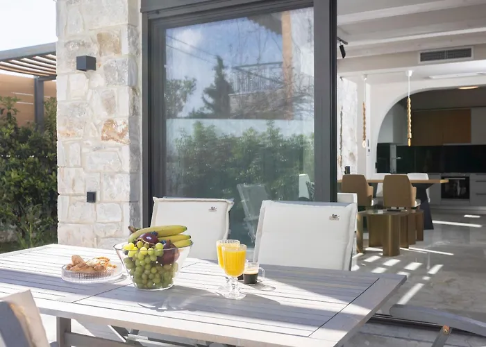 Elios - 100m To Beach, Private Pool 别墅 *